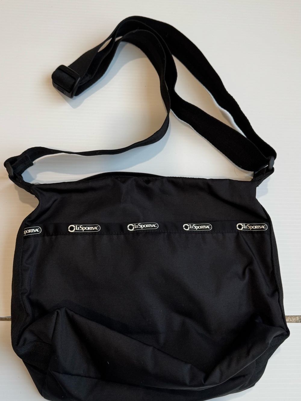 LeSportsac Rip Stop  Black Crossbody Shoulder Bag - Picture 11 of 14